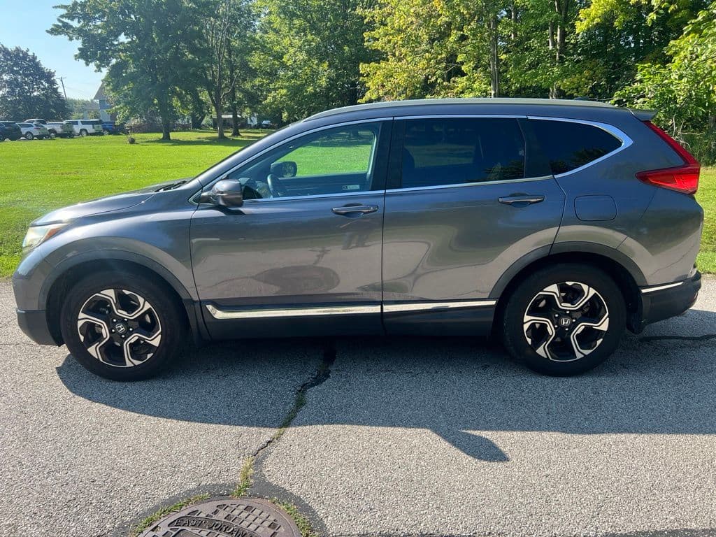 Photo 2 of 2018 Honda CR-V Touring