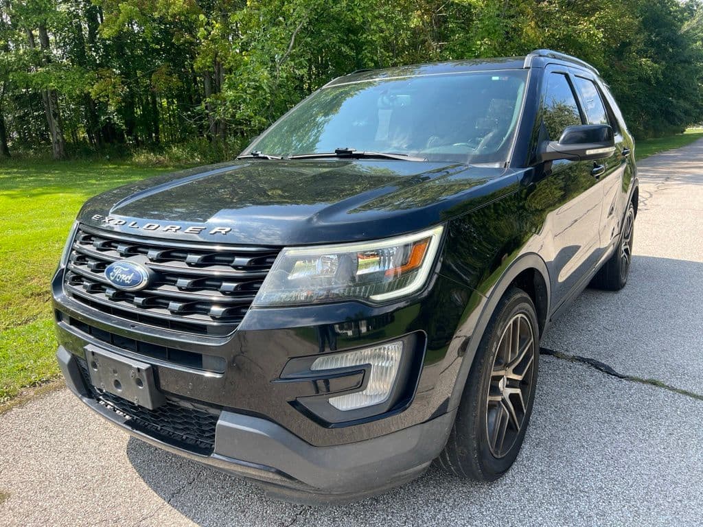 Photo 1 of 2017 Ford Explorer Sport