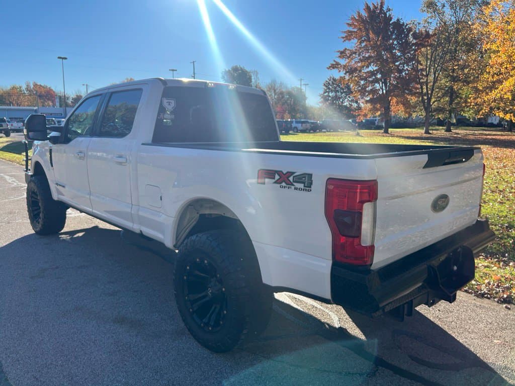 Photo 2 of 2018 Ford F-250 Super Duty Lariat