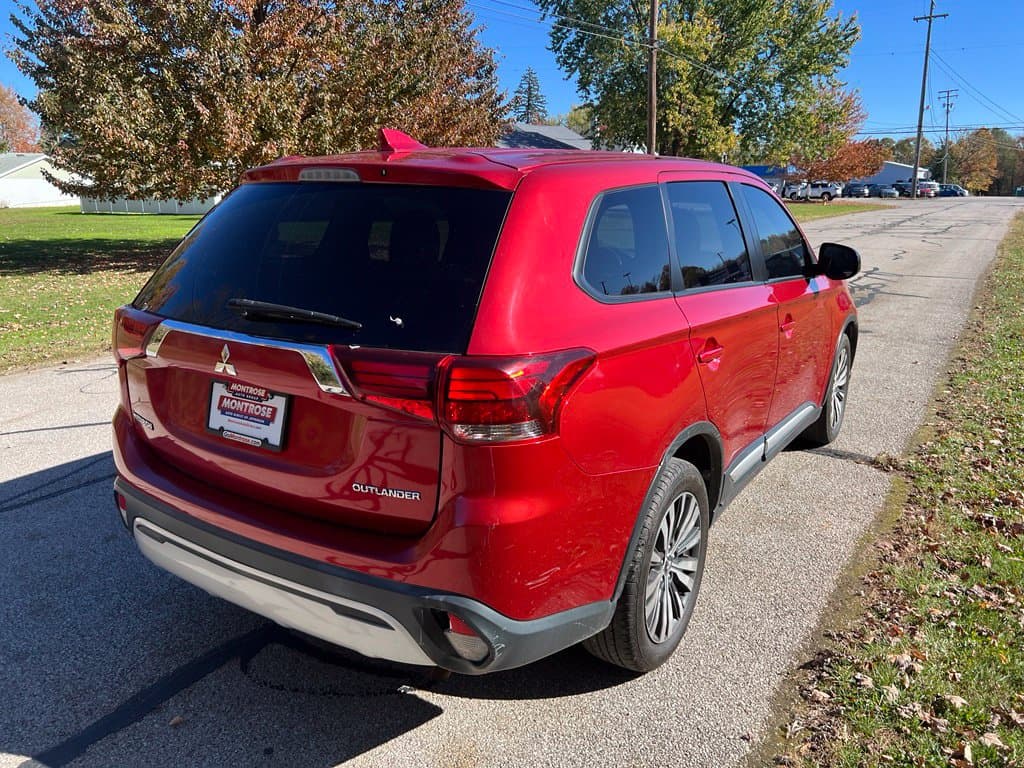 Photo 5 of 2019 Mitsubishi Outlander ES